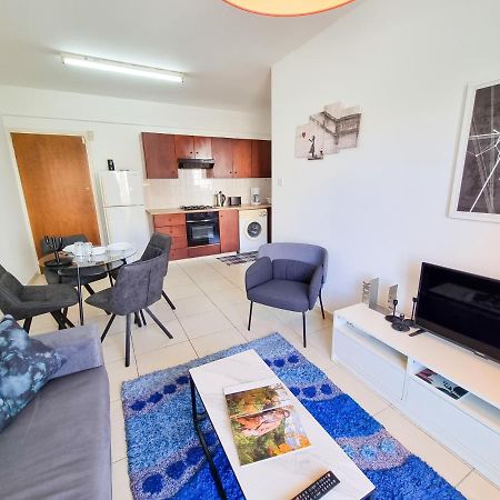 Seaside Heaven Apartment With Pool Larnaka Exterior foto
